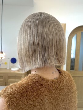 マール(MAAR) white beige