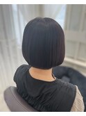 ショートボブ×暖色系ブラウン