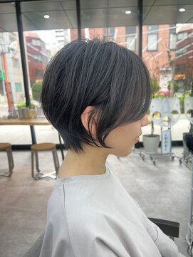 ビューブルー 亀戸錦糸町(VIEW BLUE) 美髪シアーカラーピンクブラウンショートカット切りっぱなしボブ