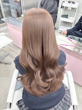 エヌアイ オモテサンドウ(ni omotesando) ヘーゼルベージュ/ダブルカラー