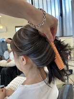 トゥルー(true) 結んでも可愛いく''コントラストはっきり細ハイライトで上品に