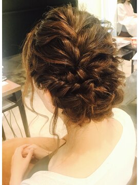 アフロート ギンザ(AFLOAT GINZA) AFLOAT明日香の編み込みアレンジ