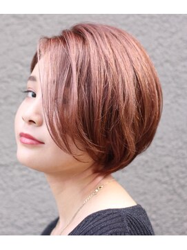 ループフォーヘアー(Loop for hair) 横顔も美人なショートスタイル