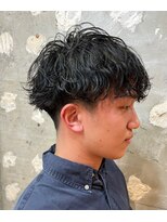 アカ(ACA)&nbsp;メンズマッシュパーマ波巻ツイストスパイラルパーマ札幌大通