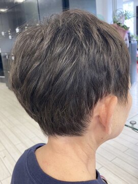 トイロ(toiro*) 小顔魅せ*大人ショート