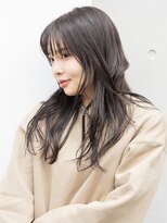 ミュラ(mulah)&nbsp;大人っぽエアリーとラフさ出す西海岸スタイル