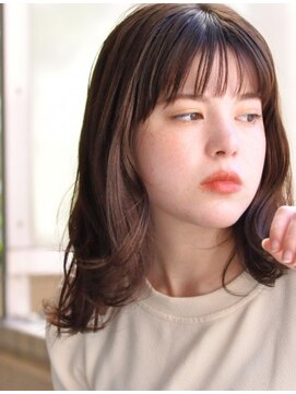 ファイブシーン アオヤマ(5SCENE AOYAMA) ロングヘア：韓国ヘアくびれヘア顔周りレイヤー20代30代40代