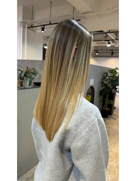 メリー オオサカ(Merly Osaka) 主婦さん人気！ベージュバレイヤージュ