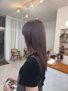 イルプロム 御厨店(illuprom.) ピンクグレージュ