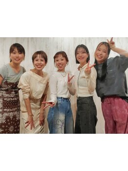 女性ならではの視点で”女性から愛される”ヘアスタイルへ♪お手本にしたくなるオシャレstylist在籍☆