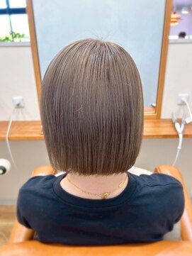 ヘアーブランドジン ティアラ(HAIR BRAND Jin Tiara) ミルクティーベージュ×ボブ【松山美容室】