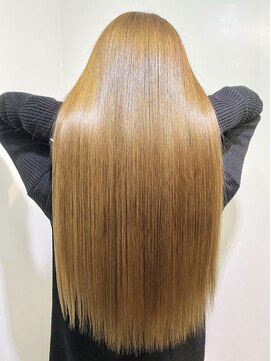 リリー シンジュク(Lilly) 【Lilly新宿】#髪質改善 #TOKIOトリートメント#イルミナカラー