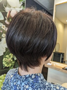 カシココ193(casicoco193.) 大人女性の☆エレガントショートボブ