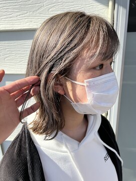 アイリス(IRIS) ミルクティーベージュ