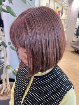 ステア ケース(stair case) 白髪が多いからこそ作れる高彩度×高透明度カラー