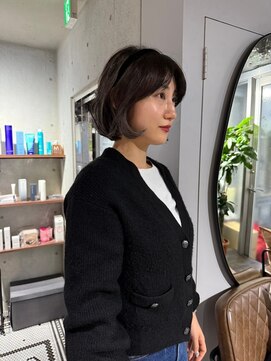 リバレッジ 白金(Leverage) 大人外国人風カチューシャウェーブボブ:Kaede Kotaki