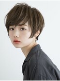 美髪レイヤーカット/顔まわりレイヤー/ショートヘア