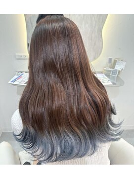 ラビス 池袋(Lovis) 松本/黒髪/オリーブグレー/小顔ヘア/