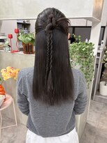 ウム(umu.)&nbsp;カチモリヘア/ハーフアップアレンジ/カチモリ