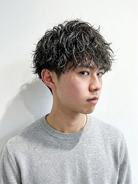 リベルテ 心斎橋(Liberte) 暗髪ツイスパ×ニュアンスパーマでこなれ感◎メンズカット