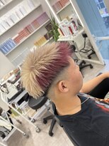ルースト 心斎橋店(ROOST) 刈り上げセンターパート/波巻きツイストスパイラル/大阪