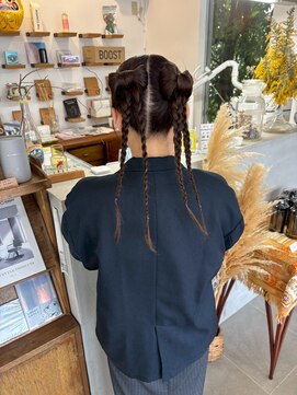 O 編み込みアップスタイルヘアセット成人式ヘアセット前髪カット