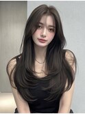 ラテグレージュ/顔周りレイヤー/韓国巻き/結べるレイヤーカット