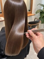 ロビンソン(HAIR ROBINSON) 大人女性の柔らか艶髪ストレート