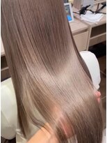 アース いわき店(HAIR&MAKE EARTH)&nbsp;柔らかグレージュの艶髪ストレート