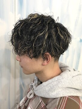 アップ(A+hair) メッシュカラーツイストスパイラルパーマハイライトスパイラル