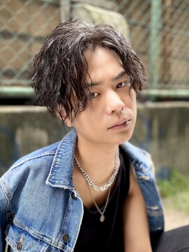 ゴート(G.O.A.T) スパイラルパーマ×前下がり