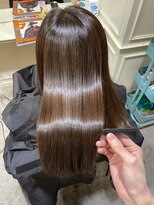 ロロ(ro-ro)&nbsp;【恵比寿 ro-ro】鶴田限定髪質改善Tr(カラーリング同時施術可能)