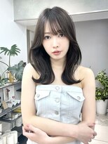 ヴェイン 渋谷(vain)&nbsp;くびレイヤーエモージュインナーグレージュ前髪カーキベージュ