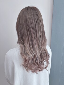 オーシー 志比口店(O'sea) ベージュ→シルバー グラデーションカラー