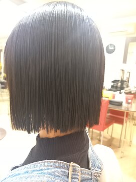 シャンプーボーイ 切りっぱなしボブ