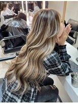 ブレンド 渋谷(BLend)&nbsp;マチルダボブ前髪ハイライトグレージュ