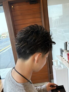 リドル ヘアー 駒生店(Riddle HAIR) メンズ　ピンパーマ×ハイライト