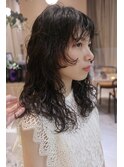 10~20代/ロングパーマ/顔周りカット