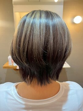 プルス 六地蔵店(PLUS) デザインカラー★ハイライト/白髪ぼかし