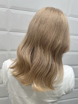 アヴァンス イオンモール和歌山店(AVANCE) 〇ミルクティーベージュ〇【西澤琴音】