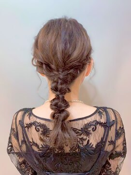 ロハスバイケンジ(LOHAS by KENJE) 編みおろし/お呼ばれヘア