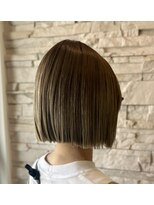 トータルビューティサロン シェリ(total beauty salon cheri)&nbsp;ハイトーンカラーボブ