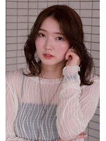 スリーアン(THREE ann.) 大人くびれミディ/透明感ベージュカラー