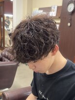 アリーム(Areem) シャドウパーマブラウンカラーメンズカット高松