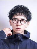 メンズカット無造作黒髪スパイキーショート刈り上げビジネス流行