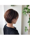 耳かけショートボブ