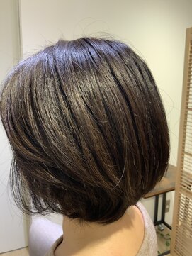 ユーネリー(U-NERY) ダークアッシュ