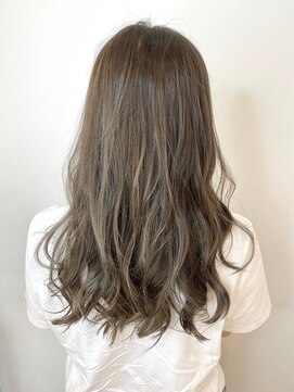 ジーナ 西荻窪(Zina) 【CELINE 西荻窪】大人かわいい★くすみベージュ