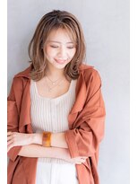 テイラー(Taylor)&nbsp;［Taylor］☆大宮　アッシュベージュ×大人可愛いミディ