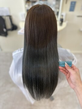 クラナ(clana) 赤みを消してくれるマットグレージュ